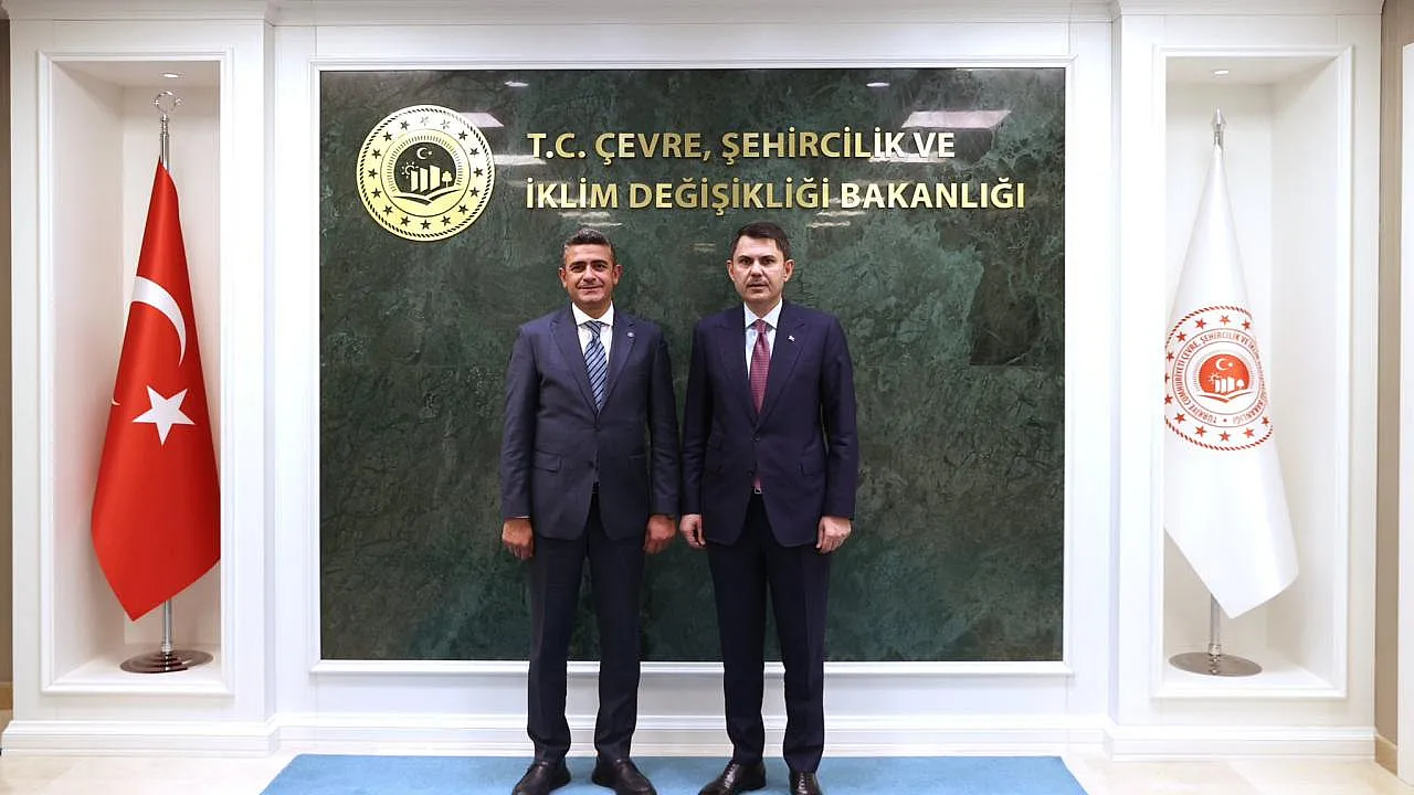 Bakan Kurum İki Kritik İsmi Bakanlıkta Kabul Etti