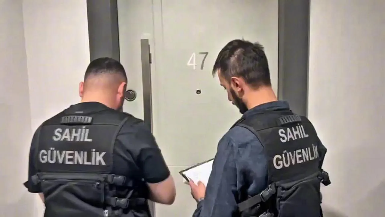 İstanbul Merkezli Dev Operasyon! Dört İlde Kaçakçılık Şebekesi Çökertildi