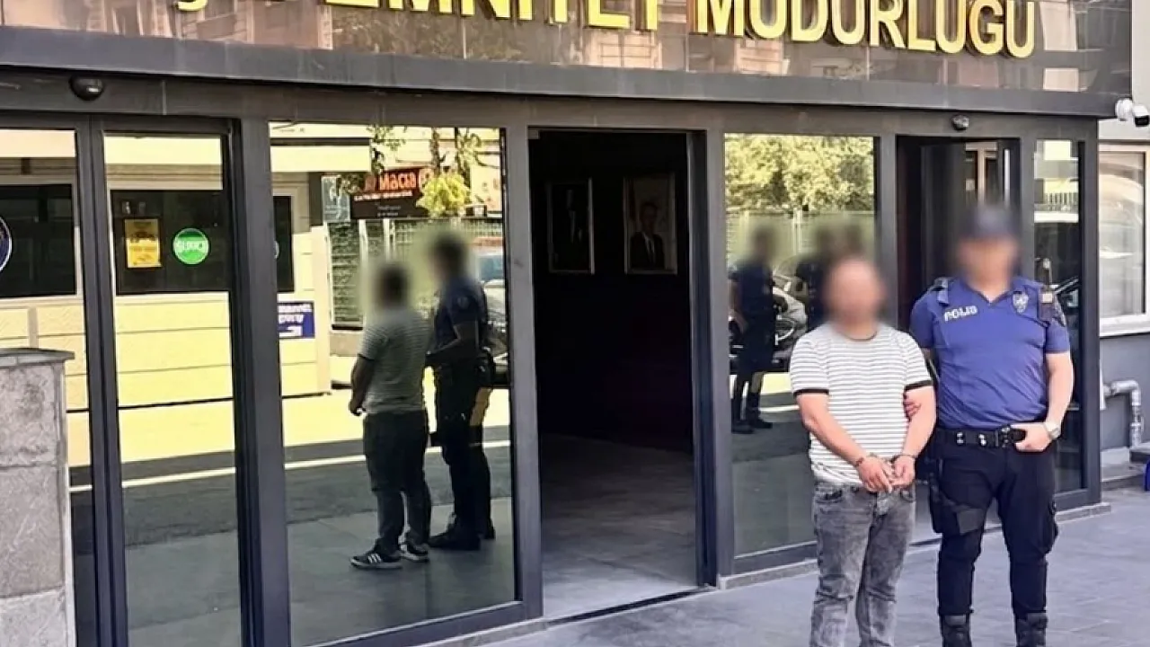 Kocaeli'de Operasyon! Aranan Hükümlüden Uyuşturucu ve Silah Çıktı
