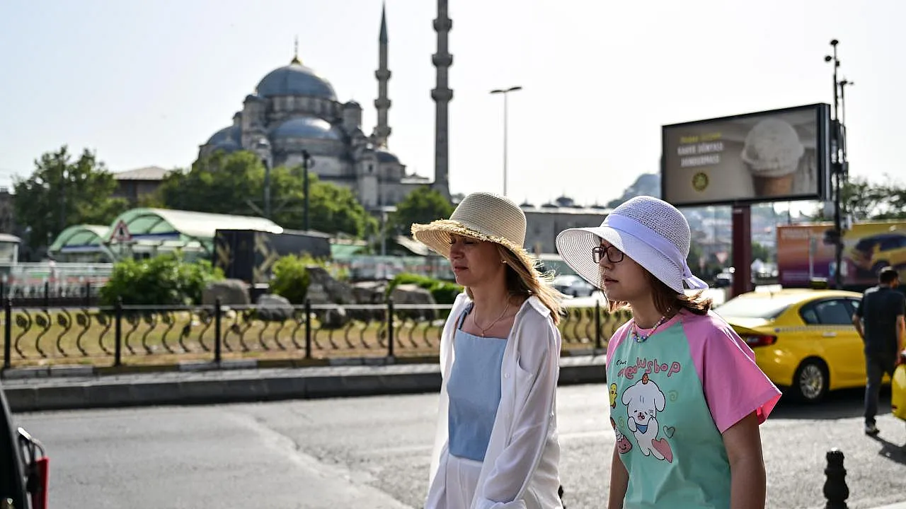Batıdan Başlayan Sıcak Hava Dalgası Tüm Yurda Yayılıyor