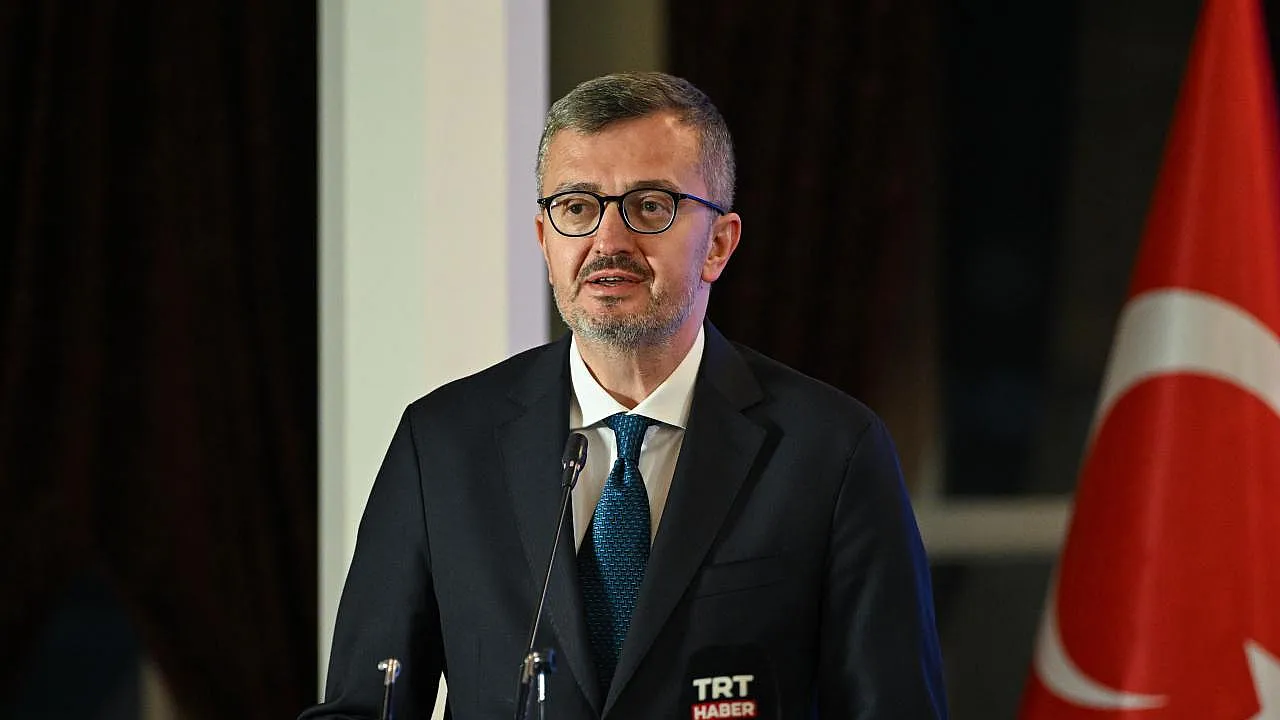 Cumhurbaşkanlığı İletişim Başkanı Duran'dan Türk Kara Kuvvetlerine Tebrik Mesajı
