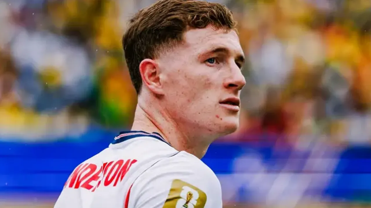 İngiliz Futbolunun En Pahalı Transferi Gerçekleşti!