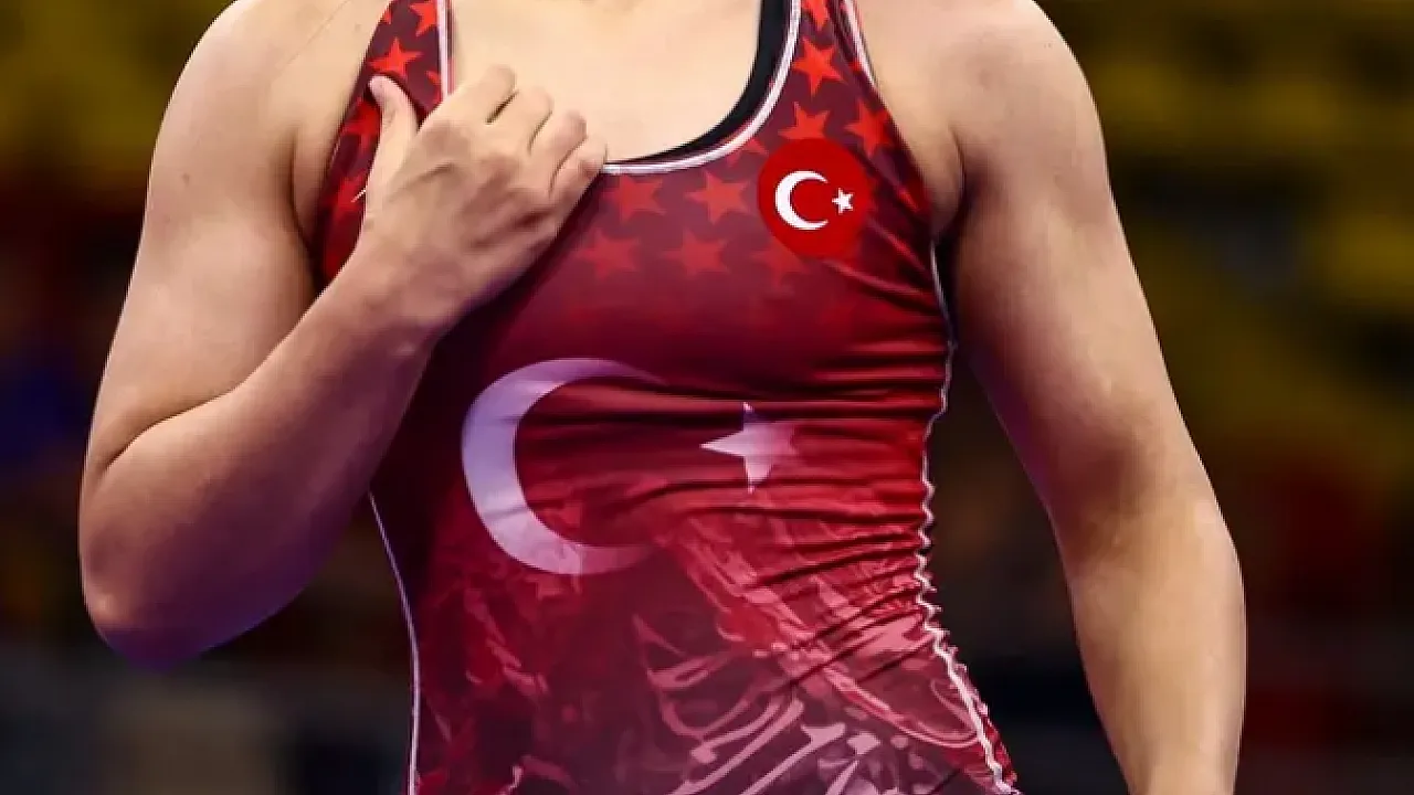 Budapeşte'de Büyük Heyecan! Türkiye 20 Güreşçiyle Minderde