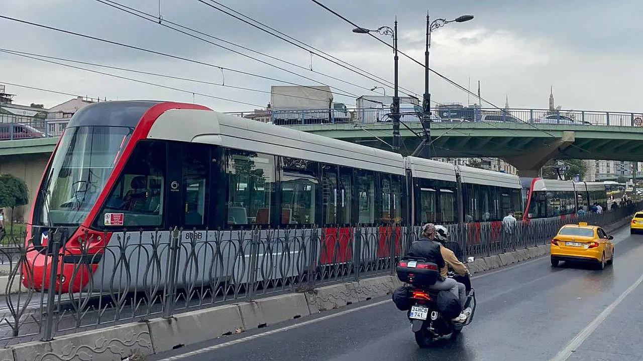 T1 Tramvay Hattını Kullananlar Dikkat! 3 Gün Sürecek Zorunlu Değişiklik Başlıyor