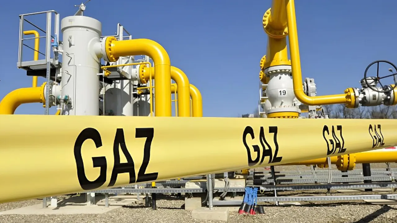 Türkiye'den KKTC'ye Doğal Gaz Hattı Geliyor! 2028 Hedefi Açıklandı