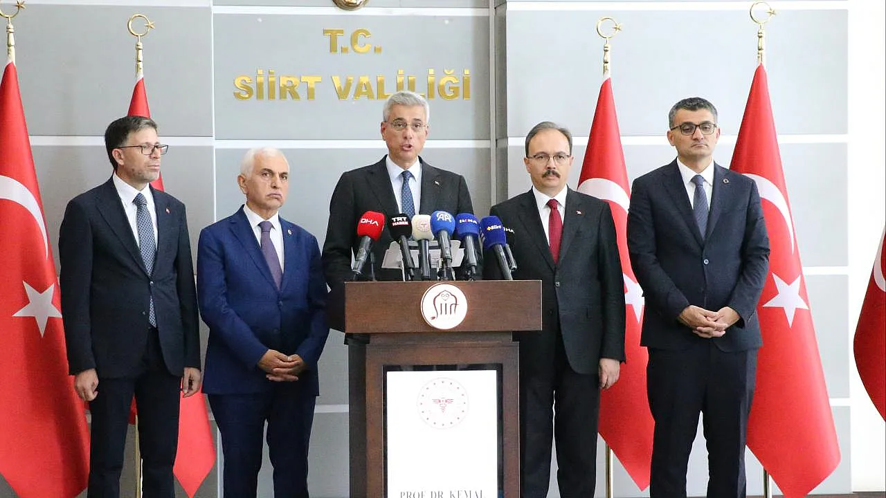 Sağlık Bakanı Memişoğlu Müjdeyi Siirt'ten Duyurdu! Türkiye Tıbbi Teknolojide Sınırları Aşıyor