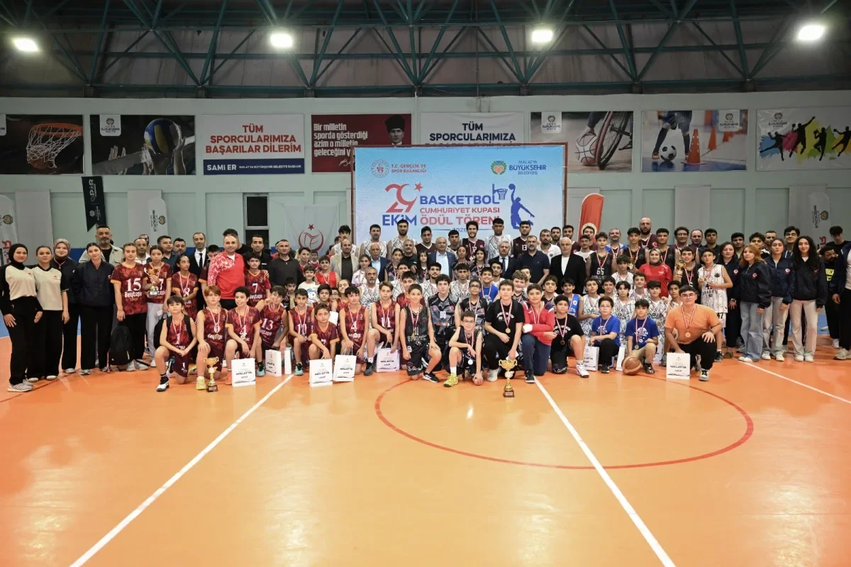 29 Ekim Cumhuriyet Kupası sahiplerini buldu
