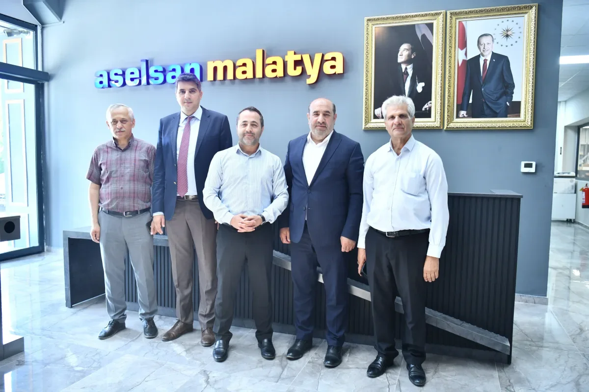 Babacan: Malatya'da ASELSAN Yatırımıyla Yerli Akıllı Telefon Üretilecek