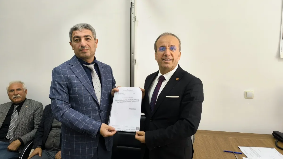Yeni Parti Malatya İl Yönetimi Mazbatasını Alarak Göreve Başladı