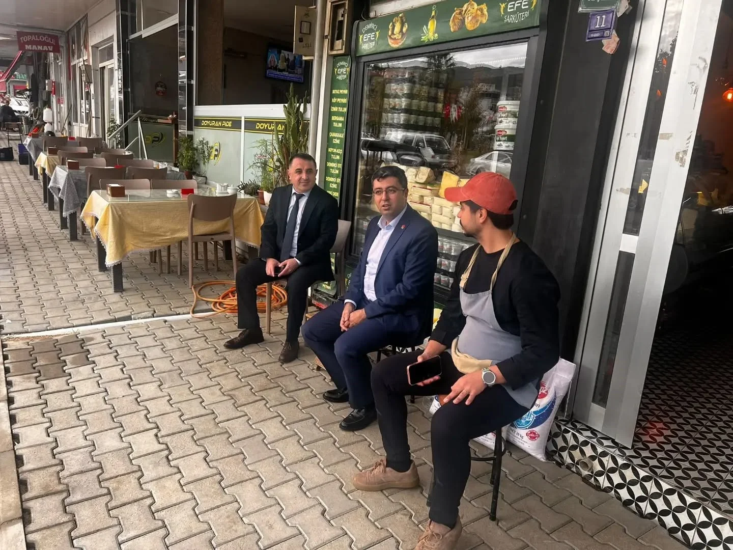 Yenipazar Kaymakamı Karataş esnafın taleplerini dinledi