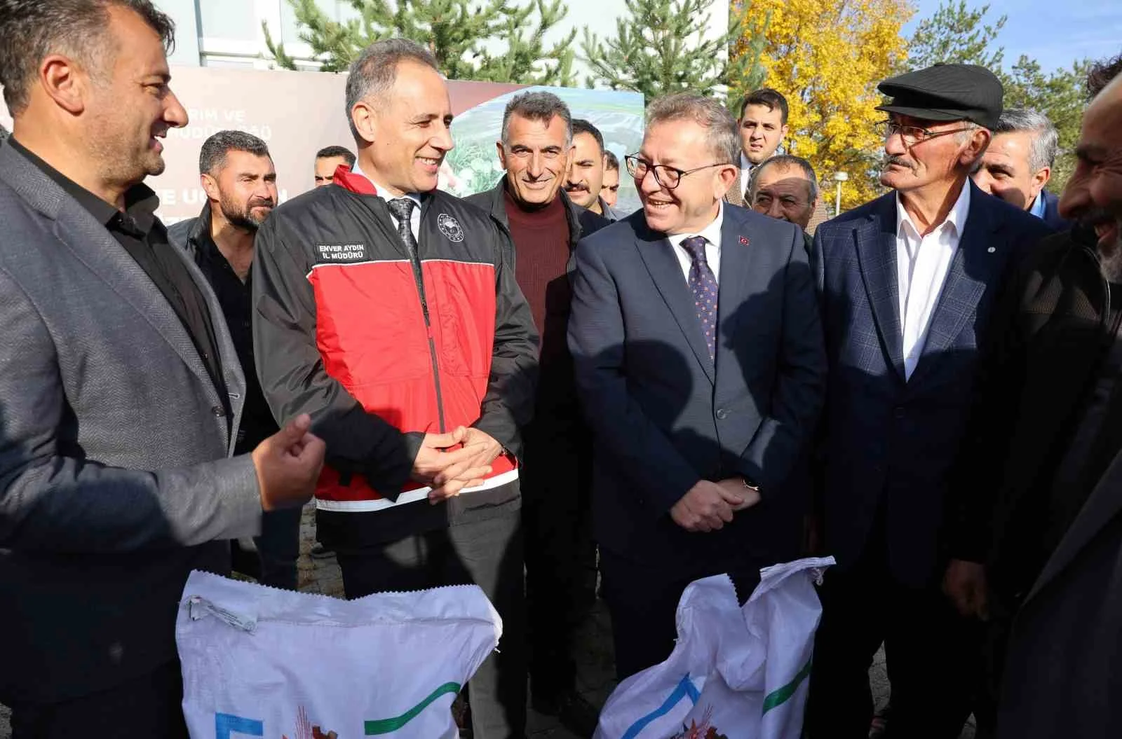Kars’ta afetten etkilenen üreticilere 26 milyon liralık tarımsal destek