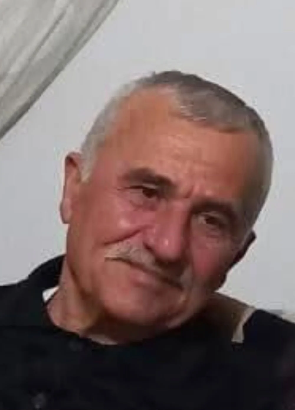 Evlerinde ölü bulunan çiftin cinayete kurban gittiği üzerinde duruluyor