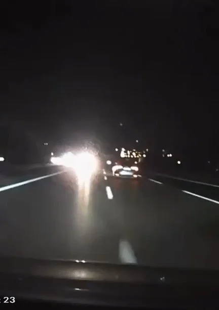 Otobanda tersten gelen otomobil kazaya davetiye çıkardı