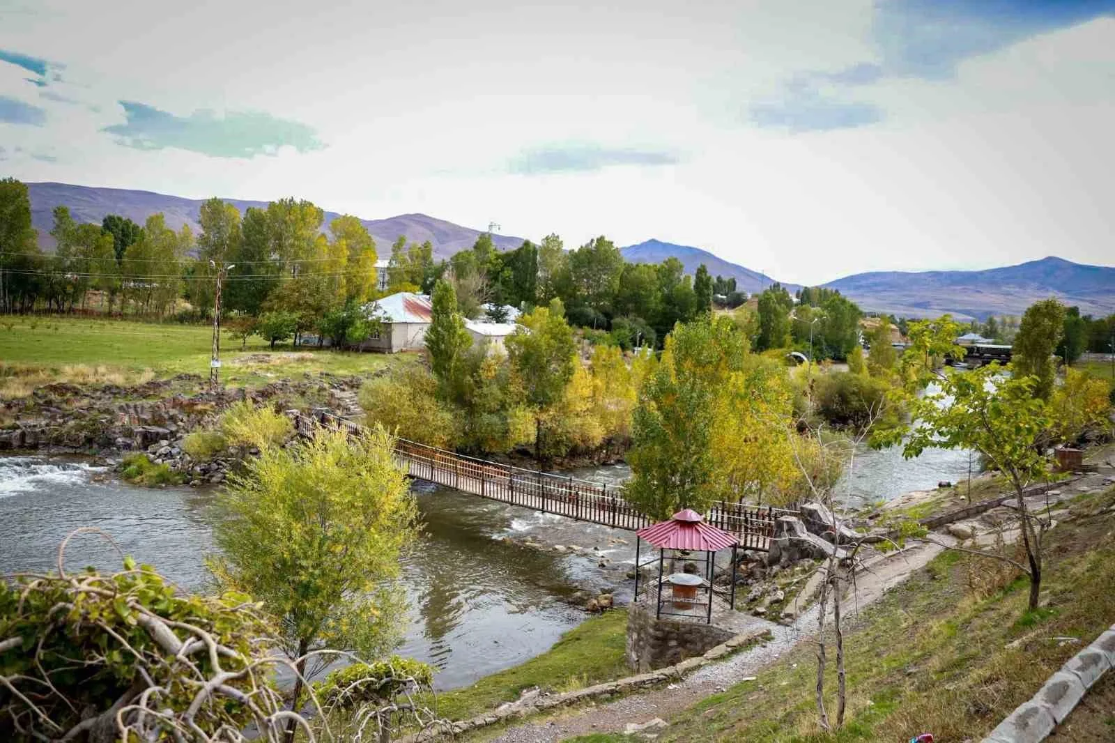 Balık Bendi’ne bungalov ev, kafe ve lokanta projesi