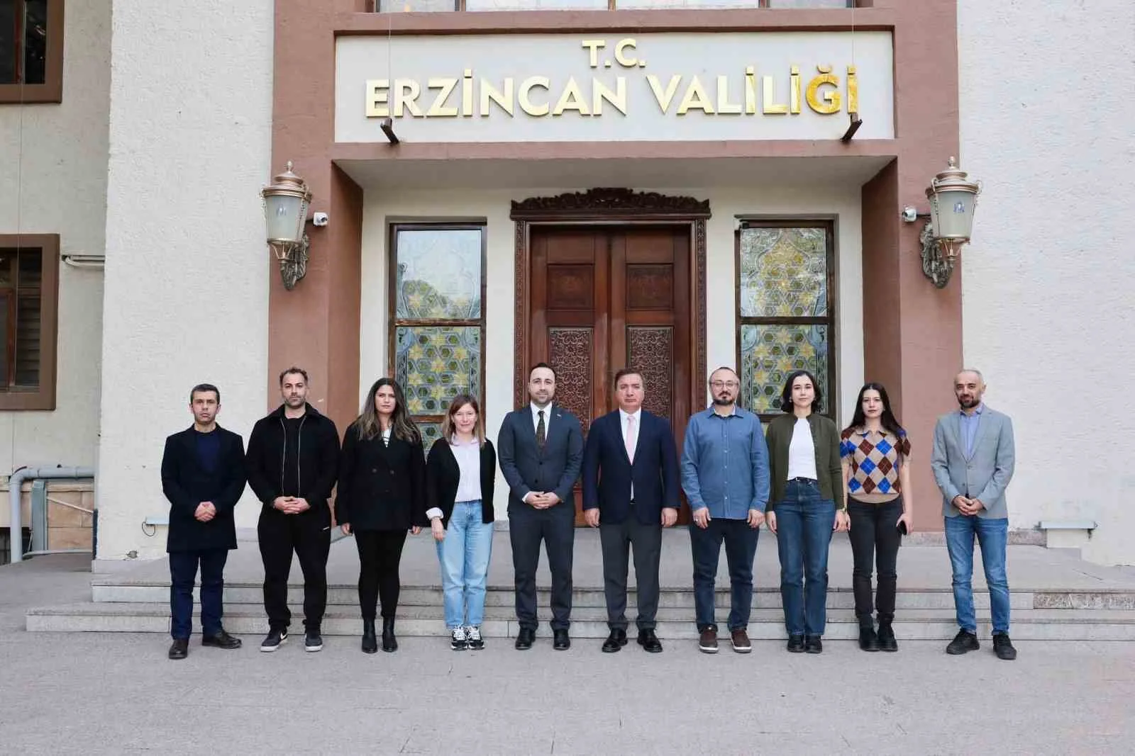 Vali Aydoğdu, İletişim Başkanlığı heyetini kabul etti