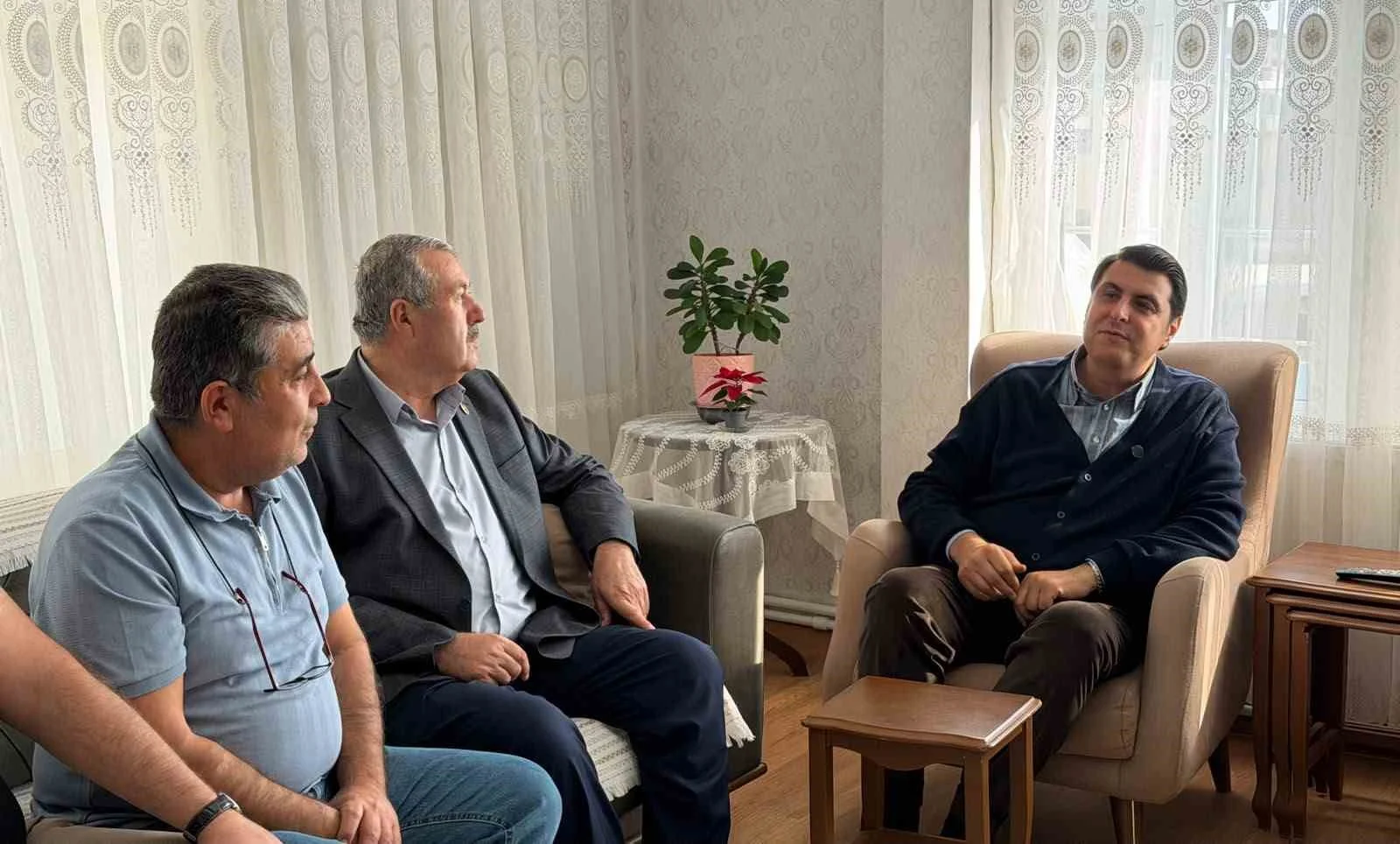 Yılmaz’dan şehit ailelerine vefa ziyareti