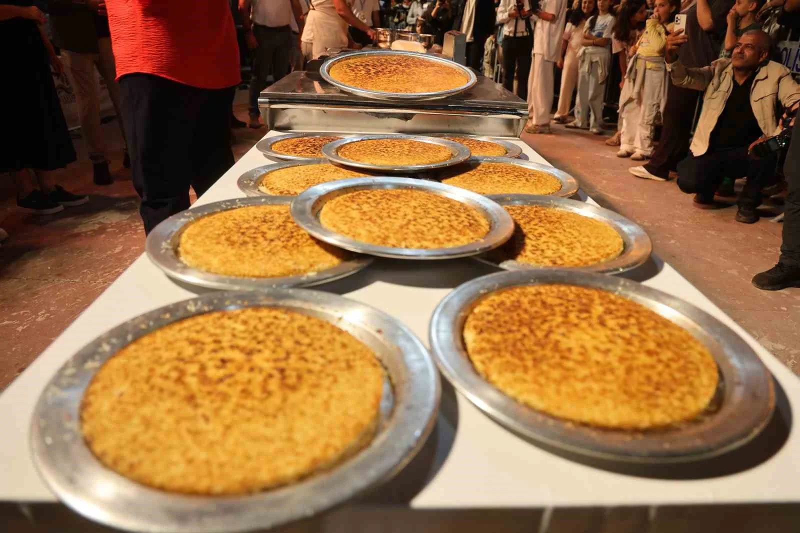 Gastronomi festivalinde künefe şovu