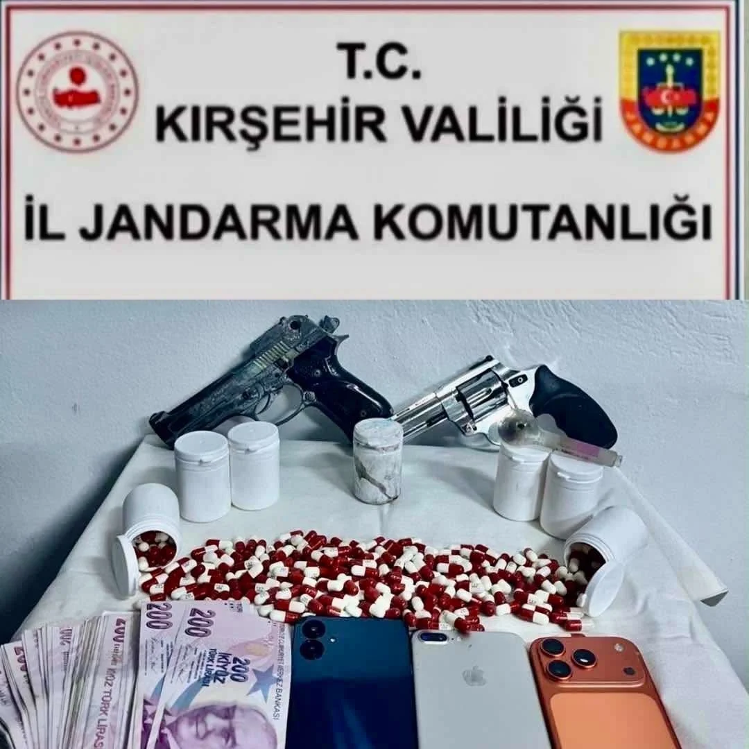 Kırşehir’de uyuşturucu operasyonu: 3 tutuklama