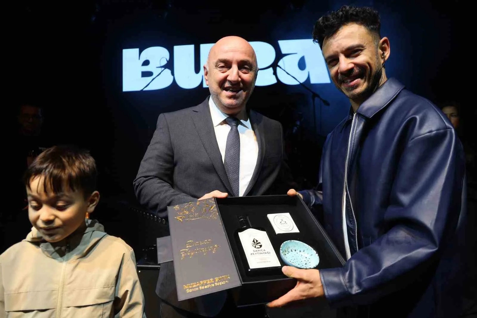 Darıca Zeytin Festivali’nde Buray rüzgarı esti