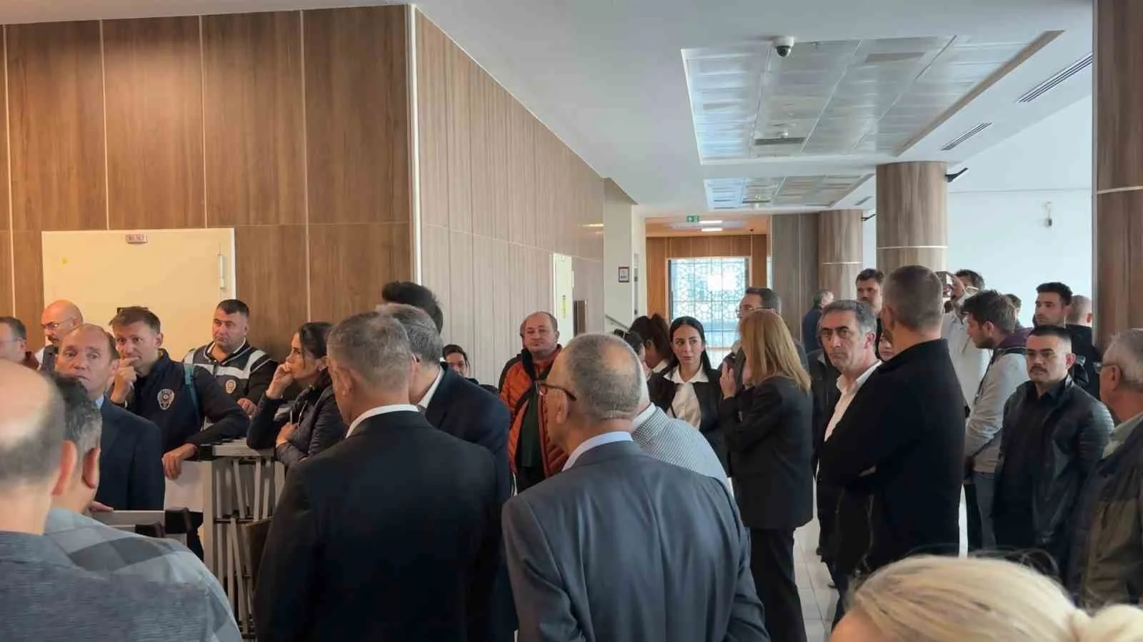 Mustafa Bozbey ve Turgay Erdem’in yargılandığı davada üç sanıktan bilirkişi raporuna itiraz