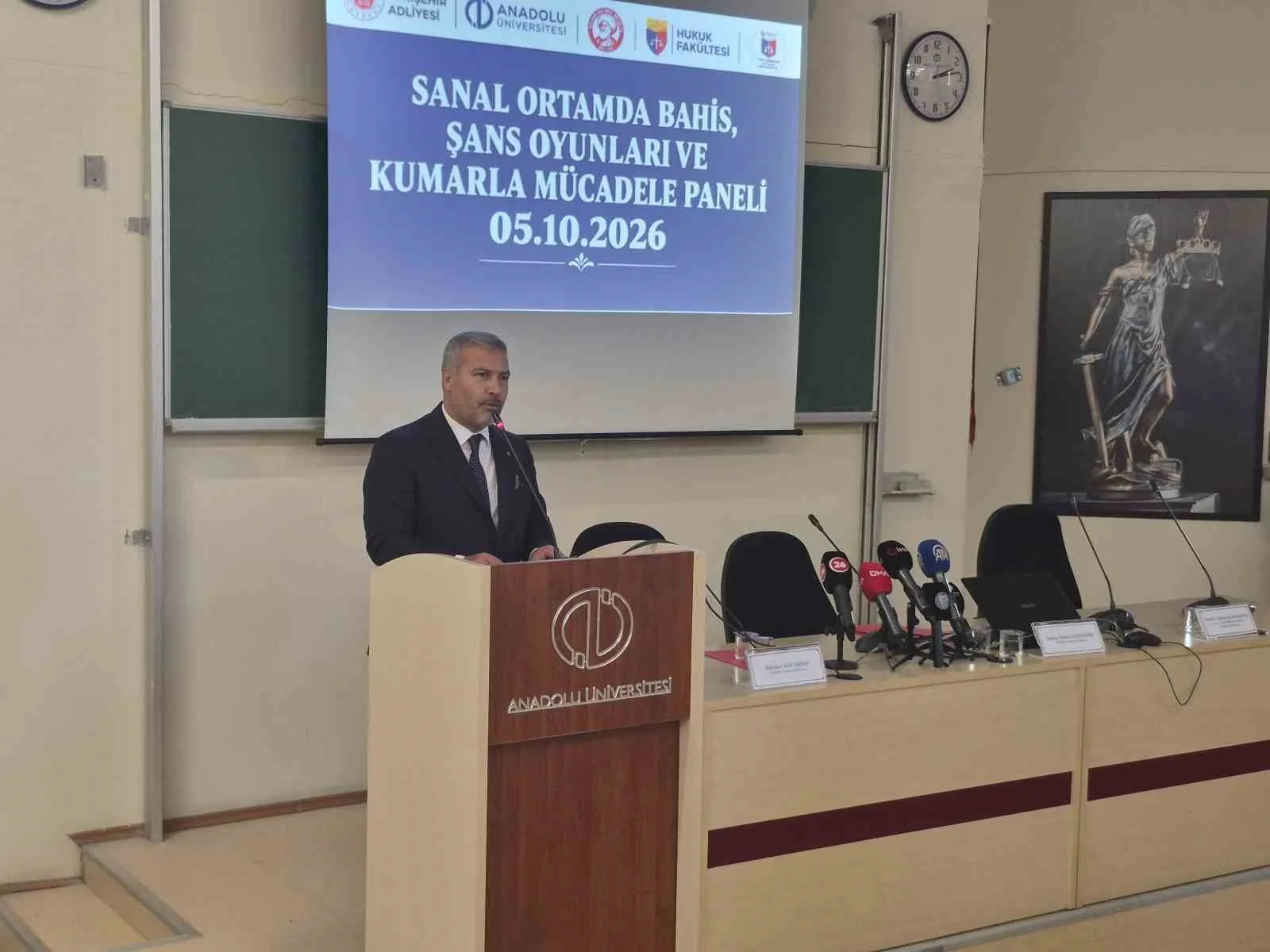 Eskişehir’de "Sanal Ortamda Bahis, Şans Oyunları ve Kumarla Mücadele Paneli" düzenlendi