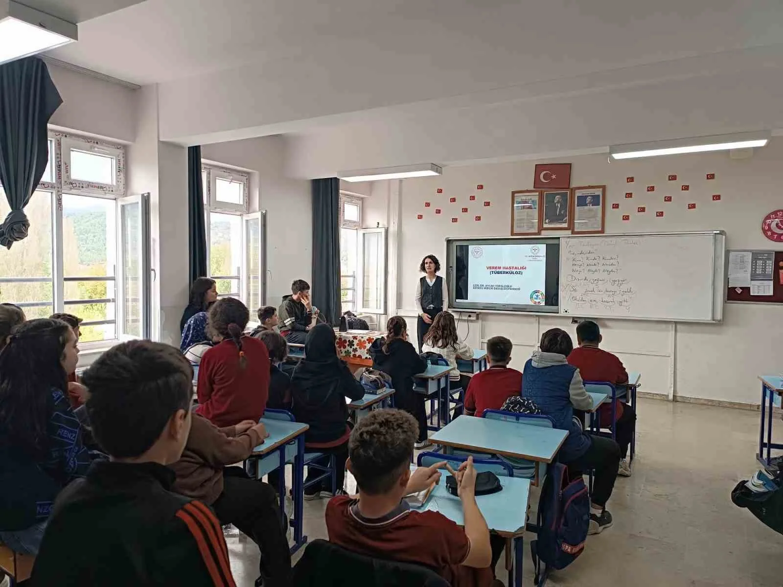 Beyağaç’ta öğrenci ve öğretmenlere tüberküloz eğitimi verildi