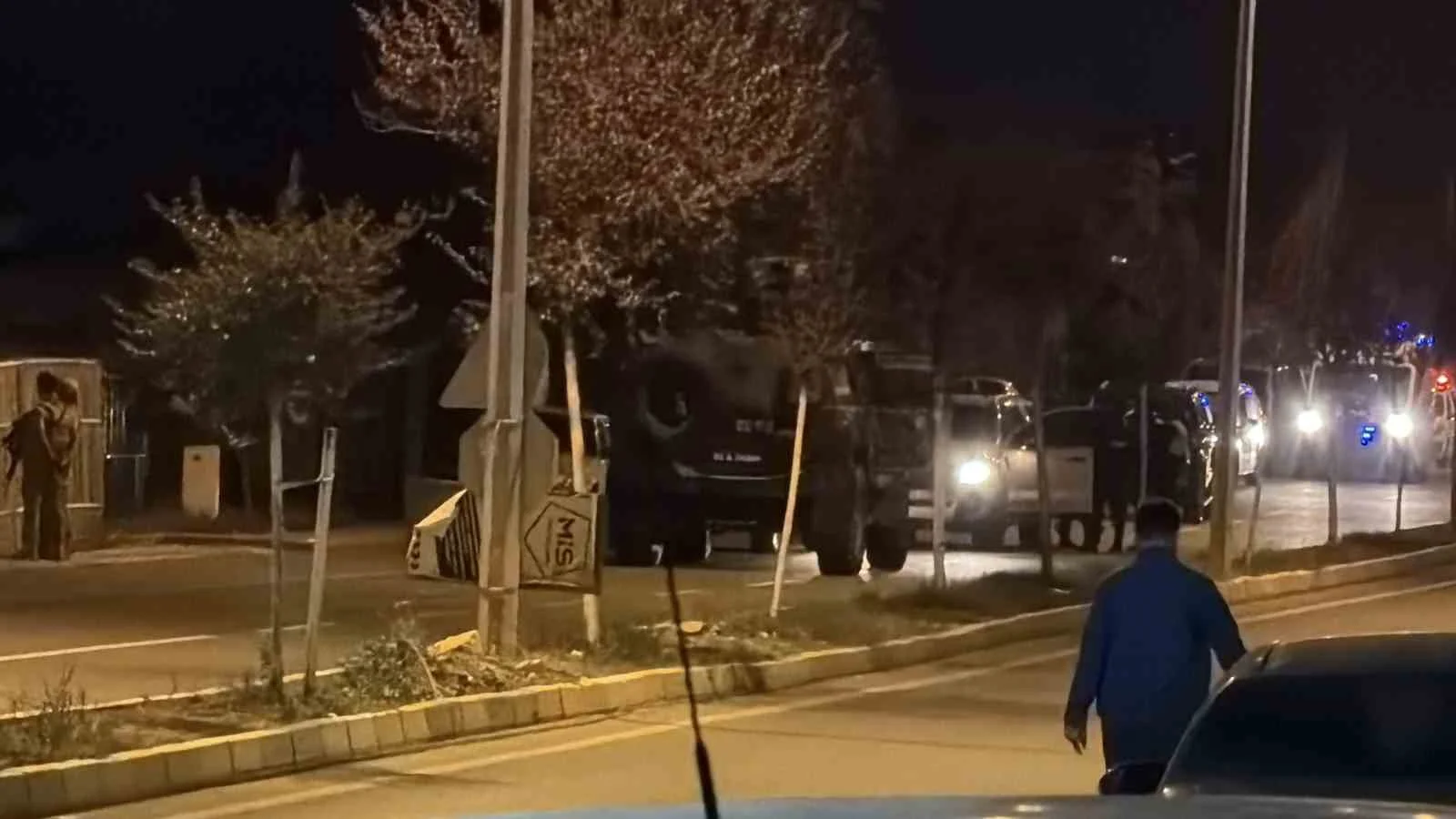Yüksek sesli müzik tartışması silahlı çatışmaya dönüştü: 5 yaralı