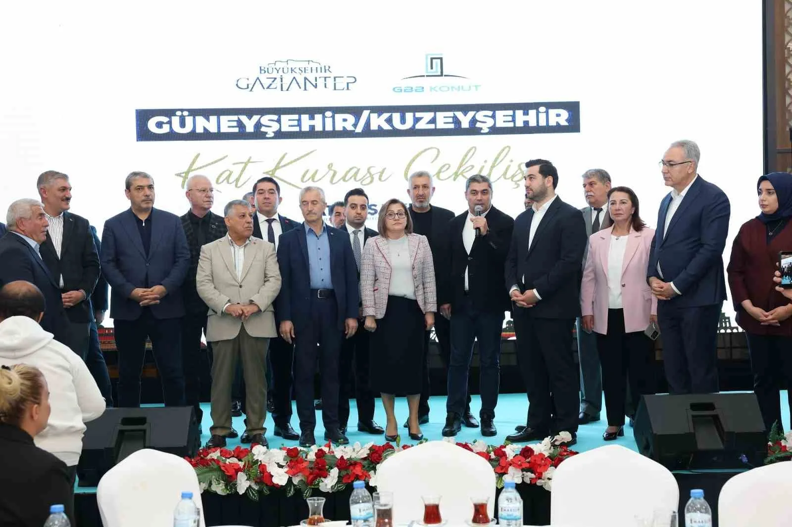 Gaziantep Büyükşehir’den muhtarlara destek sürüyor