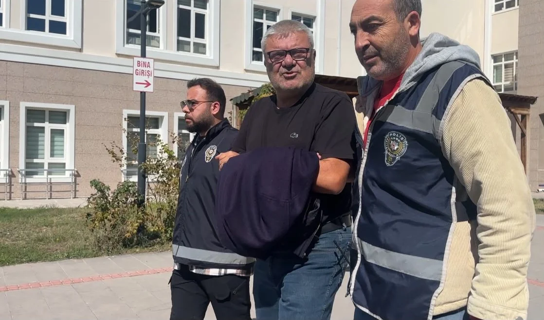 Haber sitesi sahibi ’Yanıltıcı Bilgiyi Alenen Yayma’ suçundan tutuklandı
