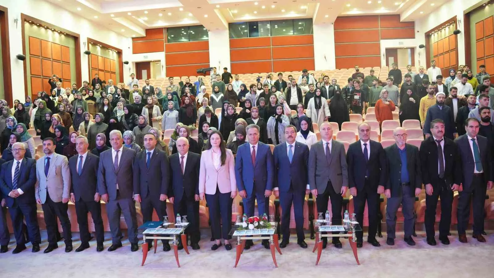 İnönü Üniversitesi’nde "Din ve Bağımlılık" sempozyumu başladı