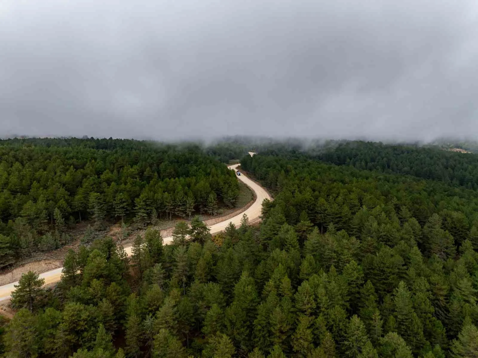 Demirci Söğütçük’te 11 kilometrelik yol için çalışma başladı