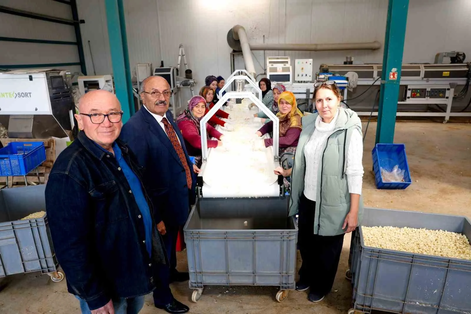Başkan Arslan, Taşköprü OSB’deki fabrikaları ziyaret etti