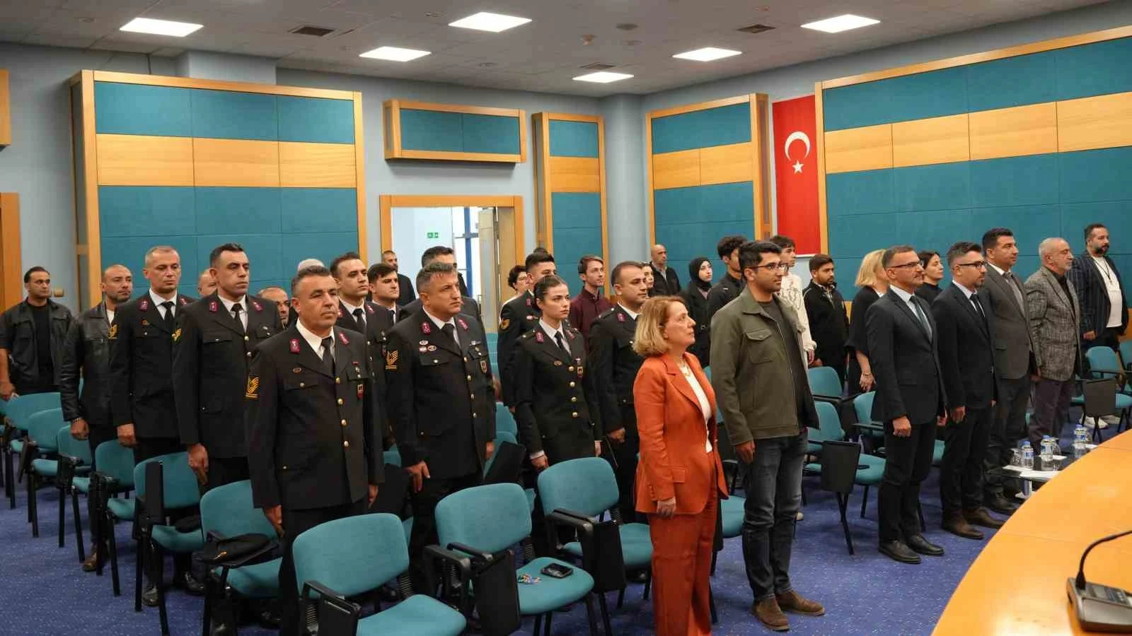 Dr. Öğretim Üyesi Kara: "Cumhuriyet’in kalıcılığı anayasa hükümleri kadar dürüstlüğü, sorumluluğu, hakkaniyeti ve kamu yararını benimseyen insanların yetişmesine bağlıdır"