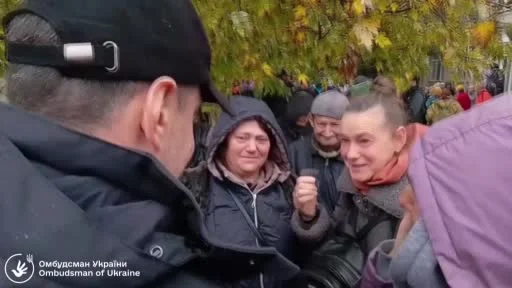 Ukrayna’da ateşkesin sürdüğü Oleshky’ye insani yardım konvoyu girdi