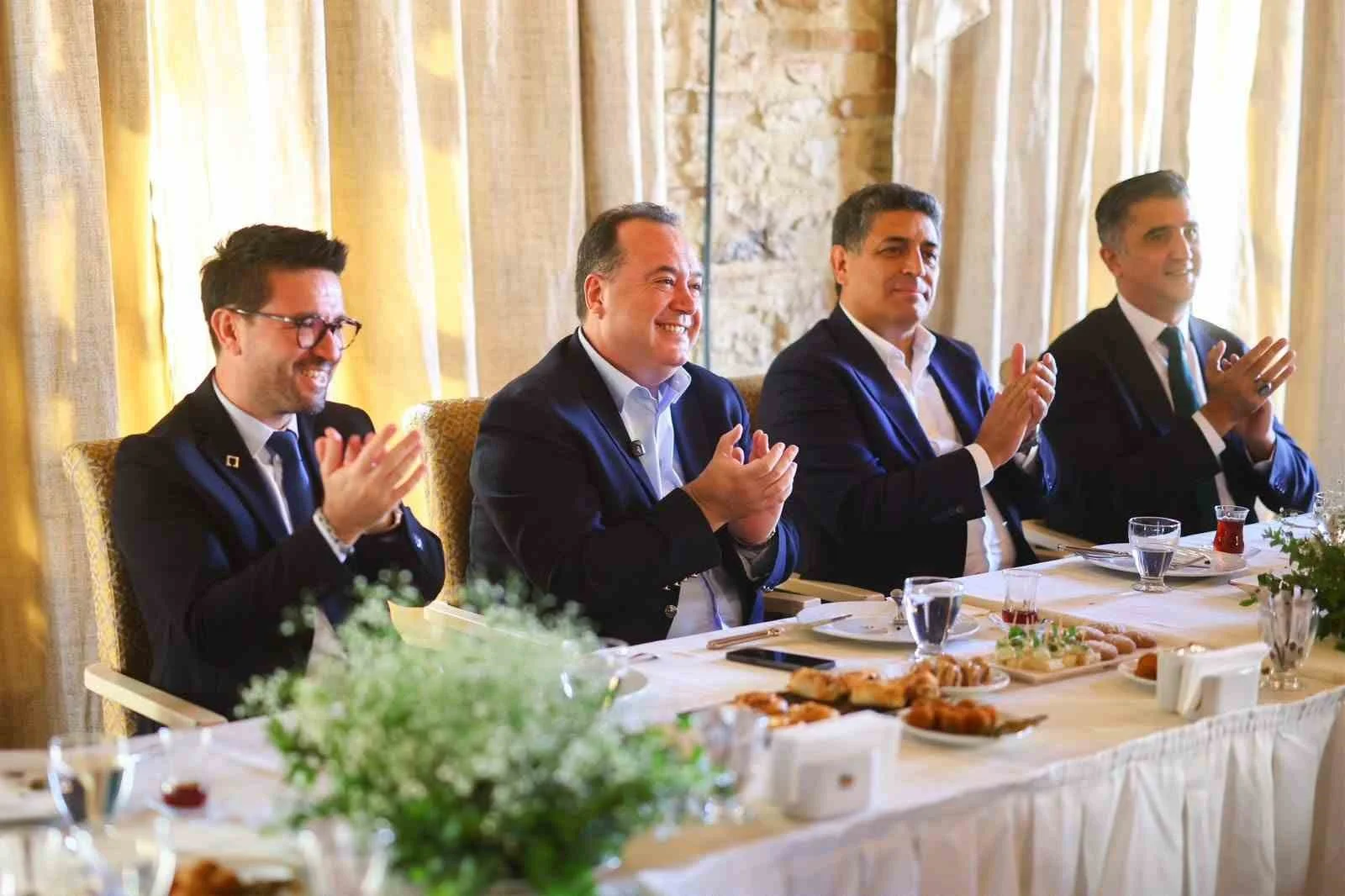 Başkan Dutlulu’dan Taç Bina, spor tesisi ve sosyal konut mesajı