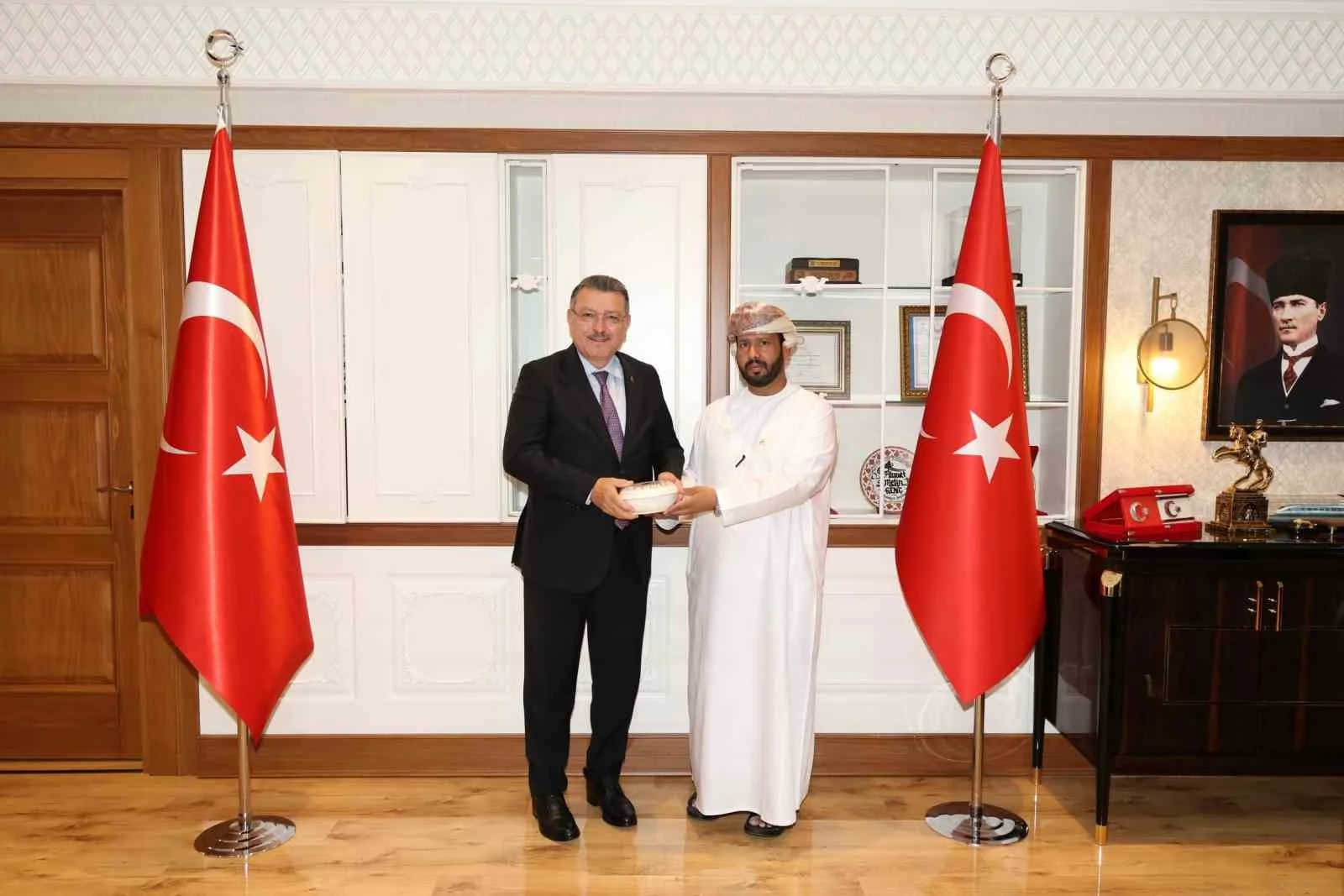 Umman heyeti Trabzon’da temaslarda bulundu