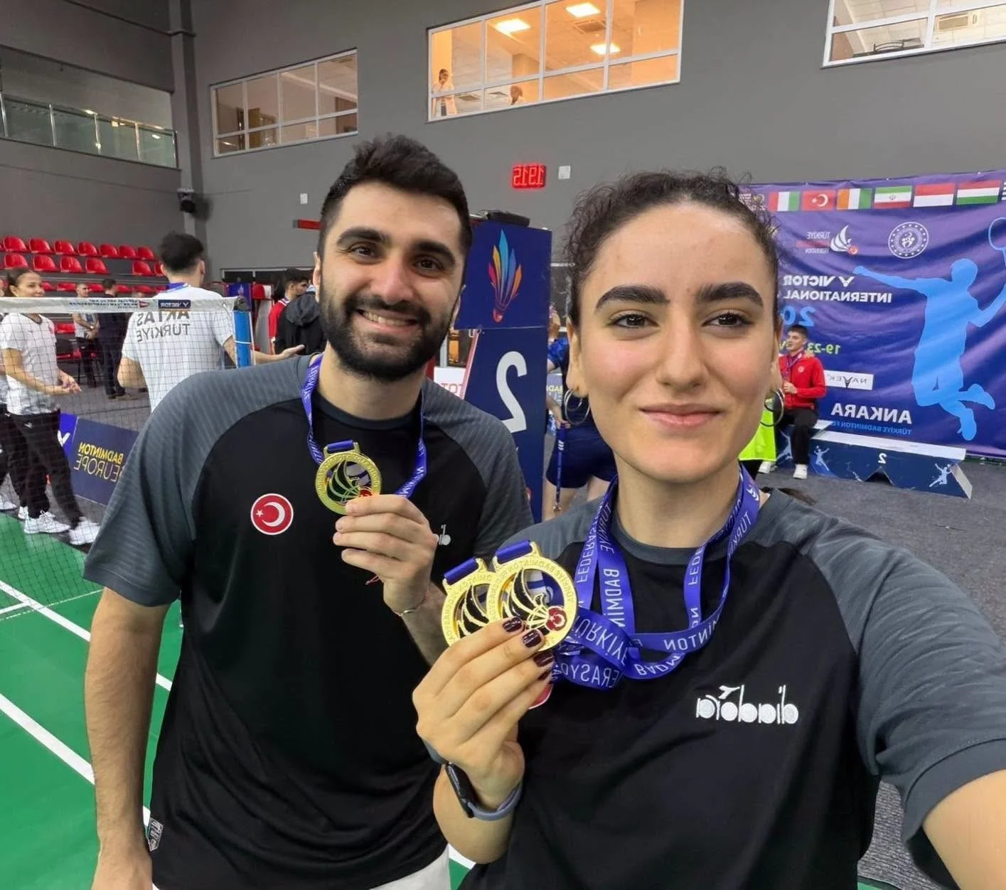 Erzincanlı badmintonculardan uluslararası turnuvada 4 madalya
