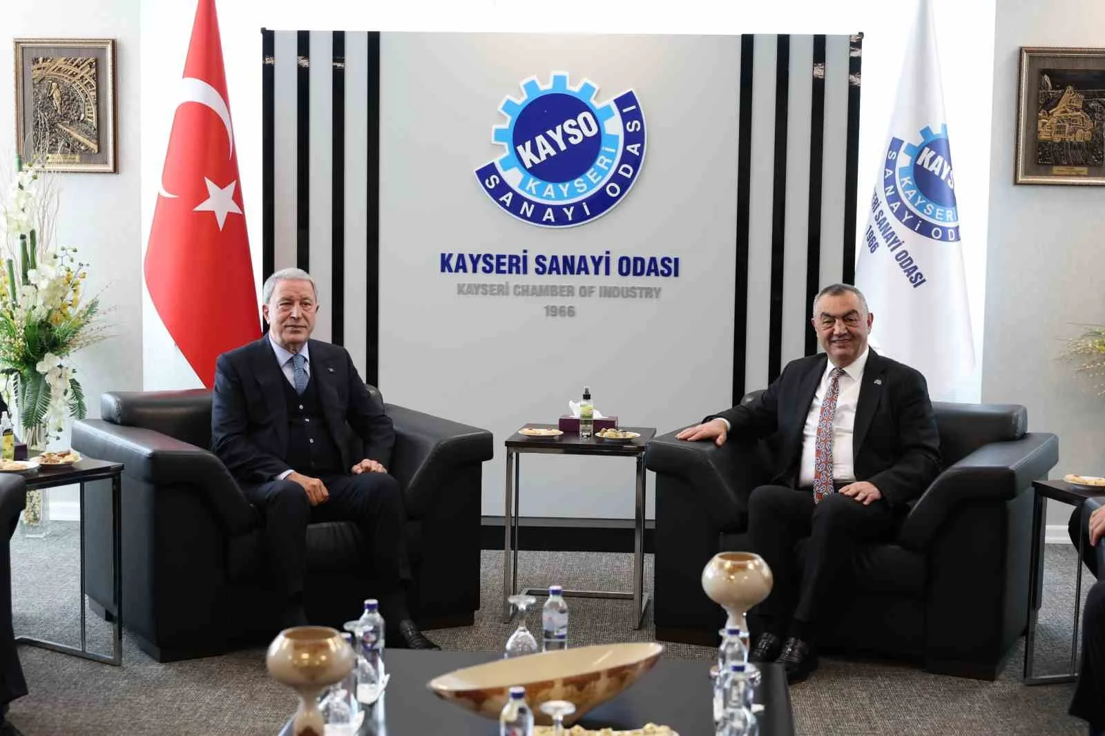 Hulusi Akar’dan KAYSO’ya hayırlı olsun ziyareti