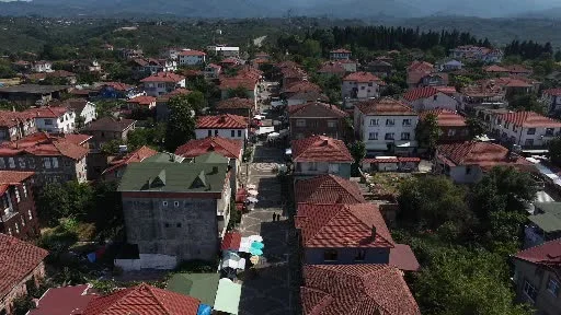 700 yıllık lezzeti tencere ve oklavayla yaşatıyorlar