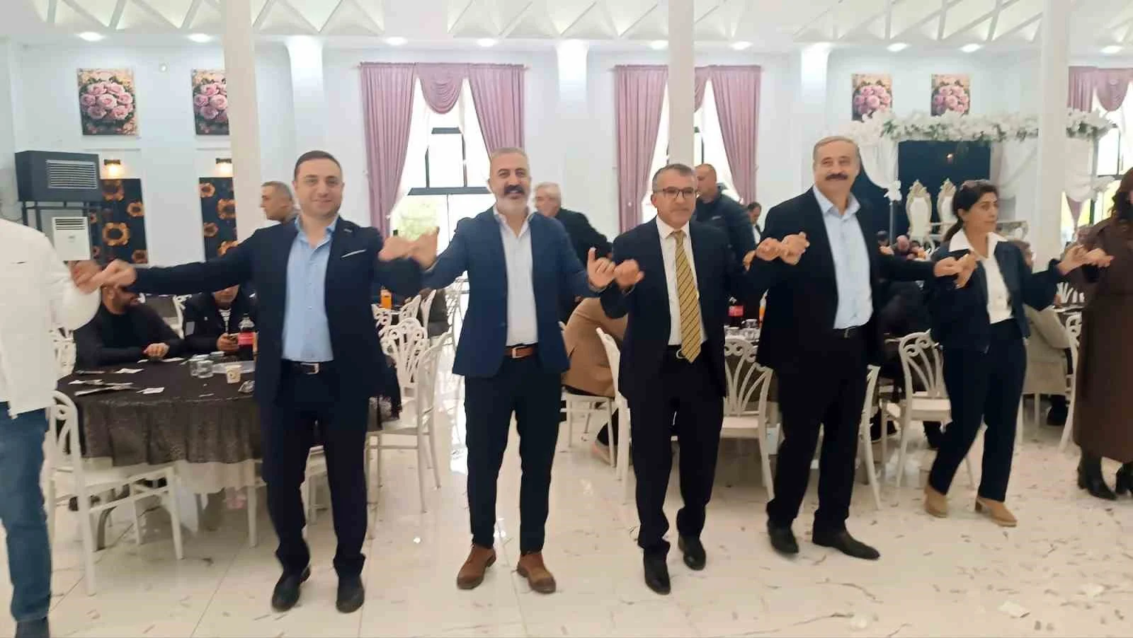 Van TSO Başkanı Takva: "Bu kentin en güvenilir limanı Ortak Akıl ve Mavi Liste’dir"