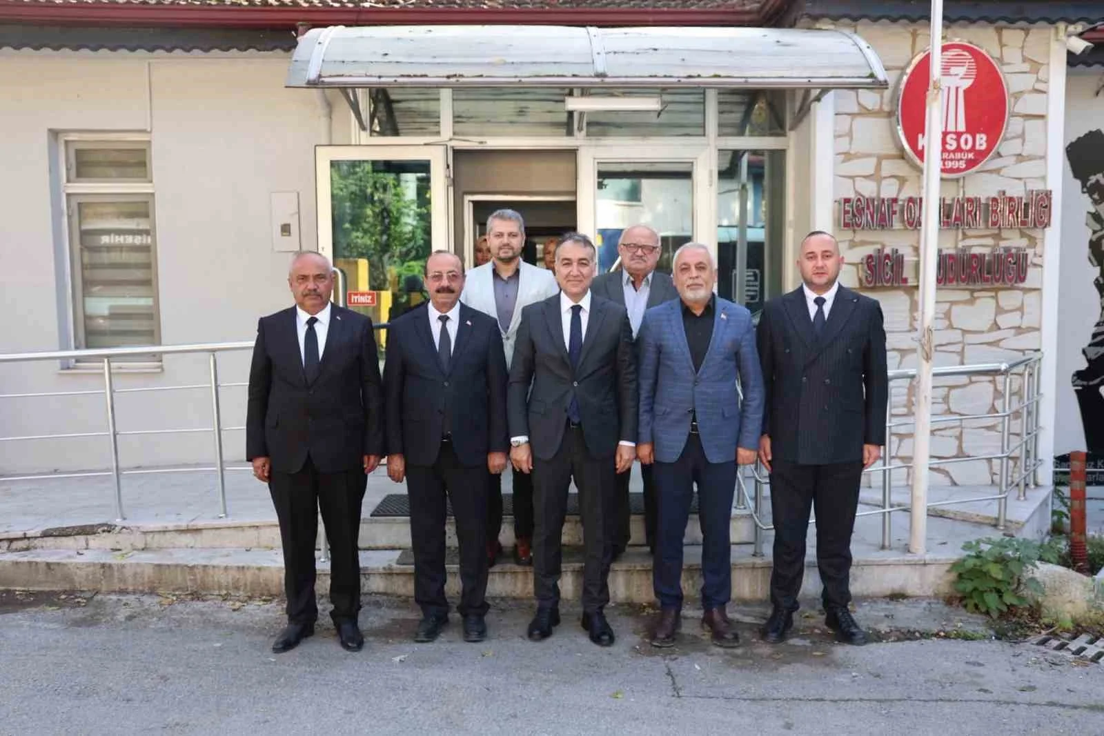 Vali Çağatay esnafların sıkıntılarını dinledi