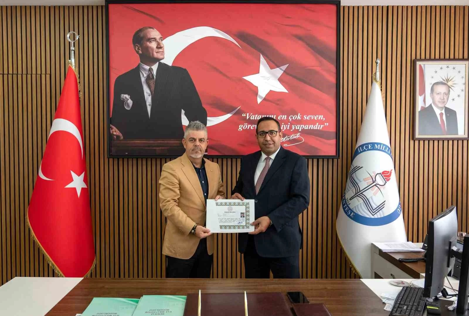 Muğla’da okul yöneticilerine başarı belgeleri takdim edildi