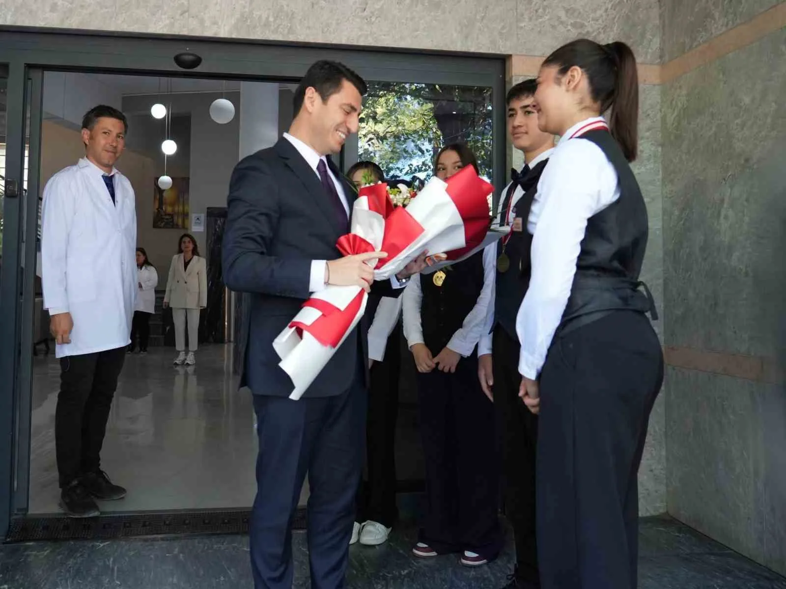 Milli Eğitim Bakan Yardımcısı Macit, Muğla Atatürk MTAL’de incelemelerde bulundu