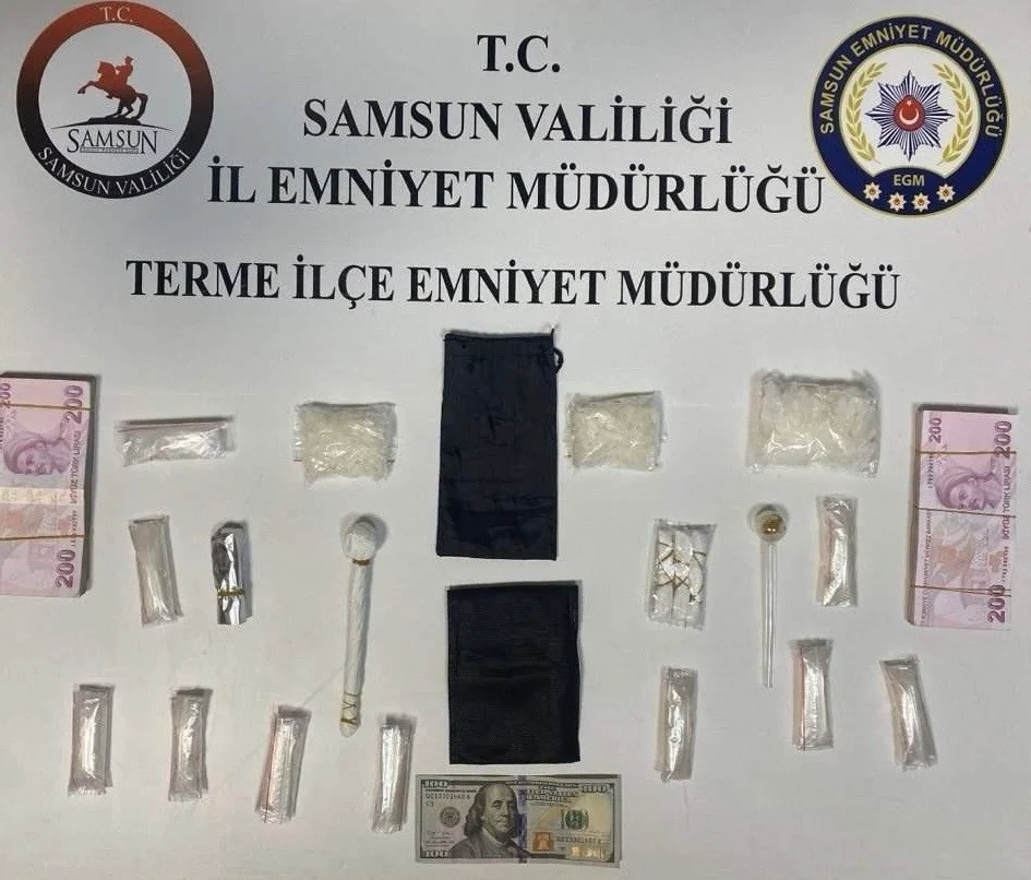 Uyuşturucu operasyonu: 228 gram metamfetamin ele geçirildi