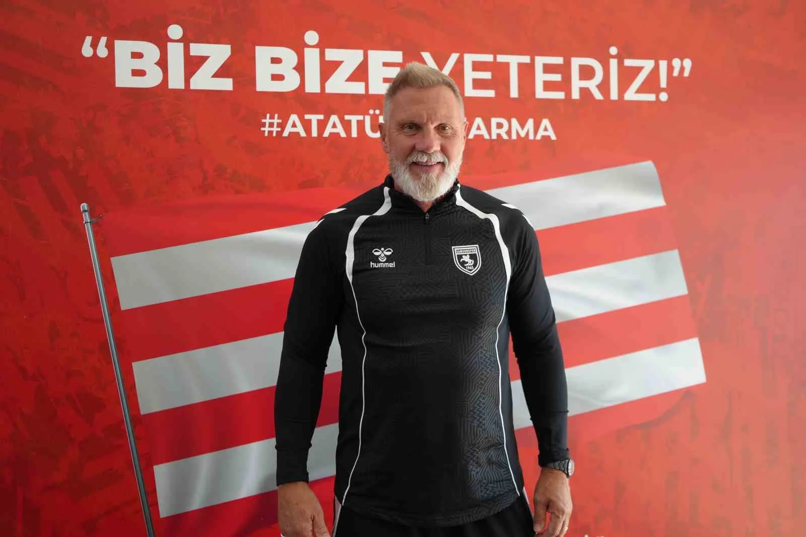 Thorsten Fink: "Trabzonspor’un kadro kalitesi bizden iyi olabilir ancak derbilerin kuralları farklıdır"