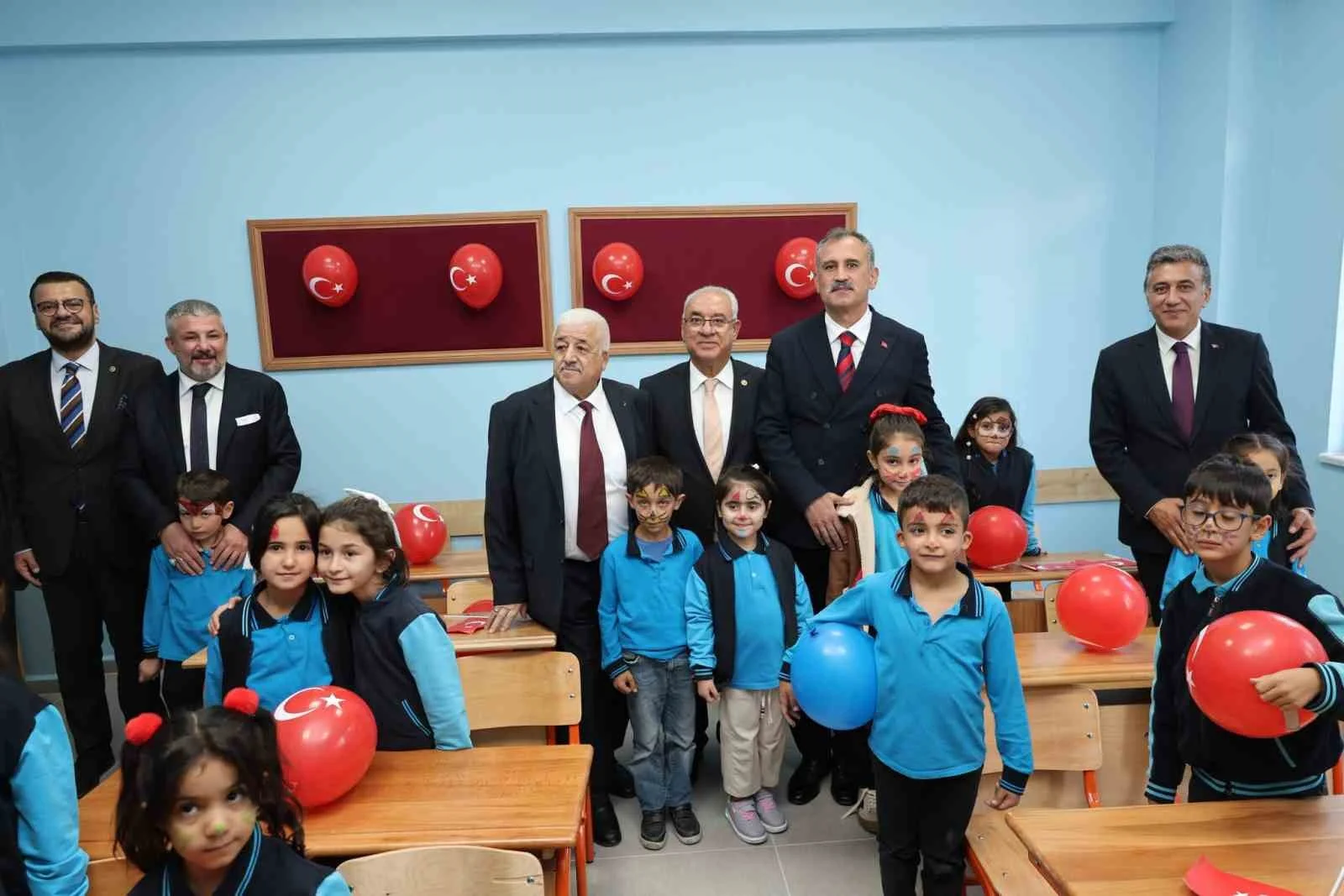 Ağrı’da hayırsever iş insanından eğitime kalıcı eser