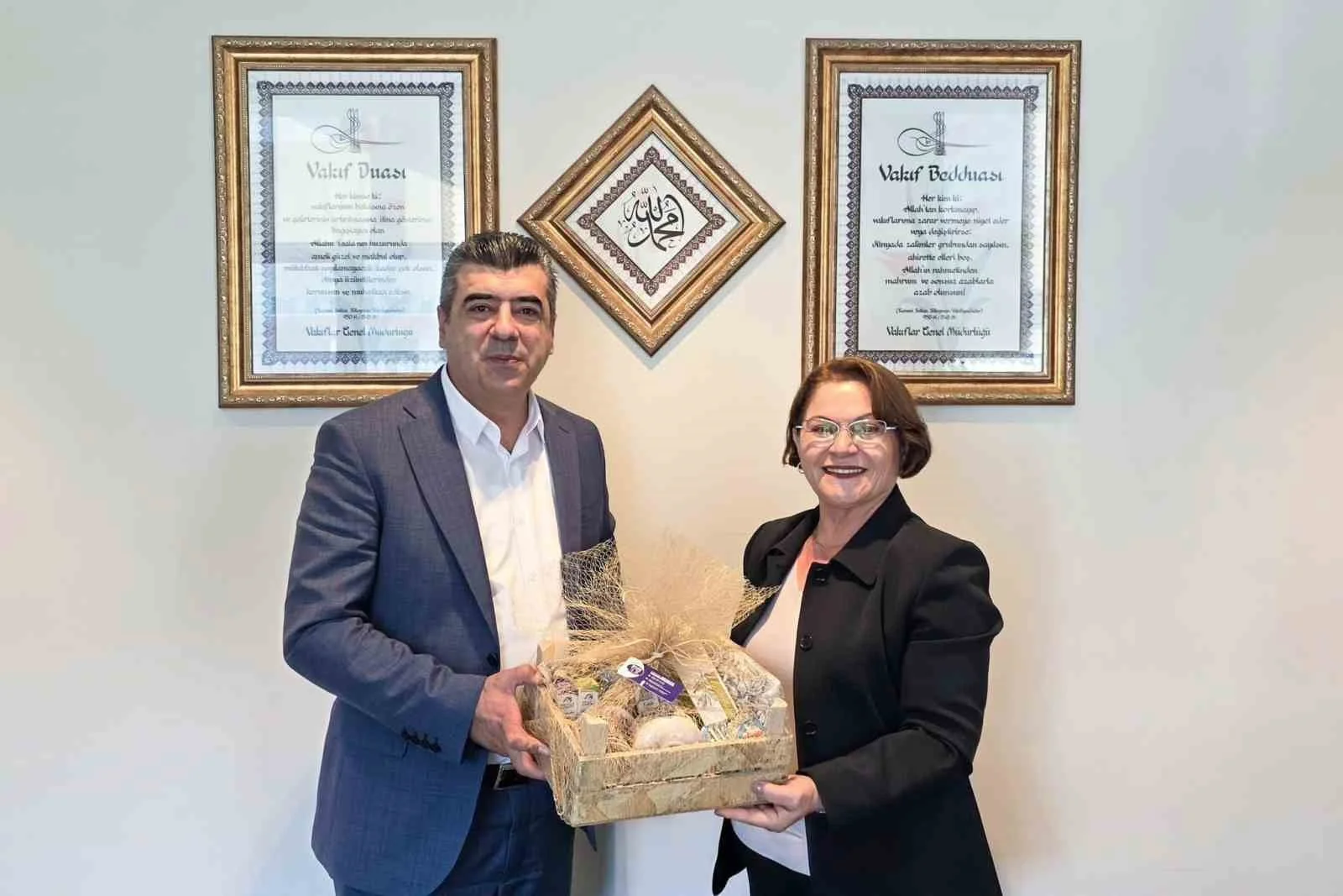Didim’de vakıflar arazisi için imzalar atıldı