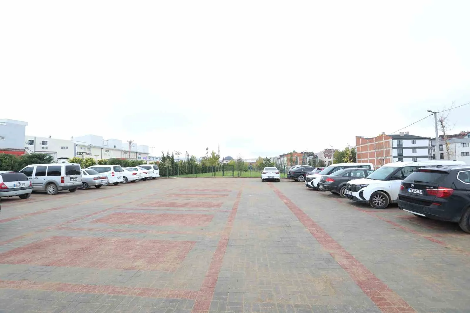 Cumhuriyet mahallesinde 32 araçlık otopark uygulaması tamamlandı