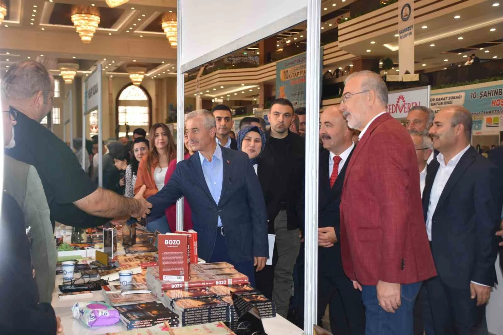 Şahinbey Belediyesi’nin 10’uncu kitap fuarı kapılarını açtı