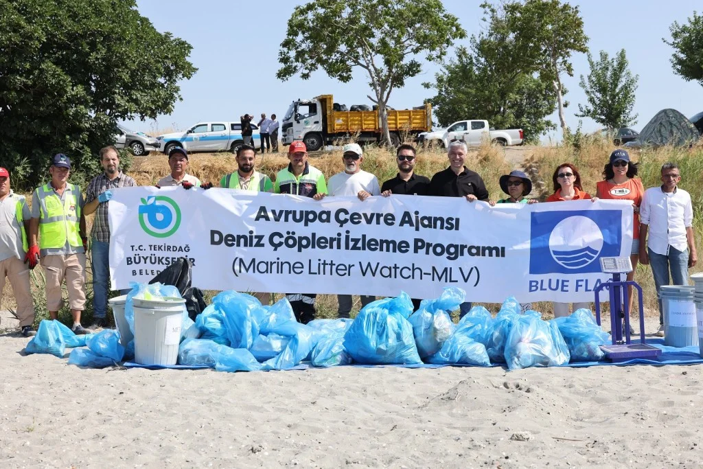 Tekirdağ sahillerinden 210 ton deniz çöpü toplandı